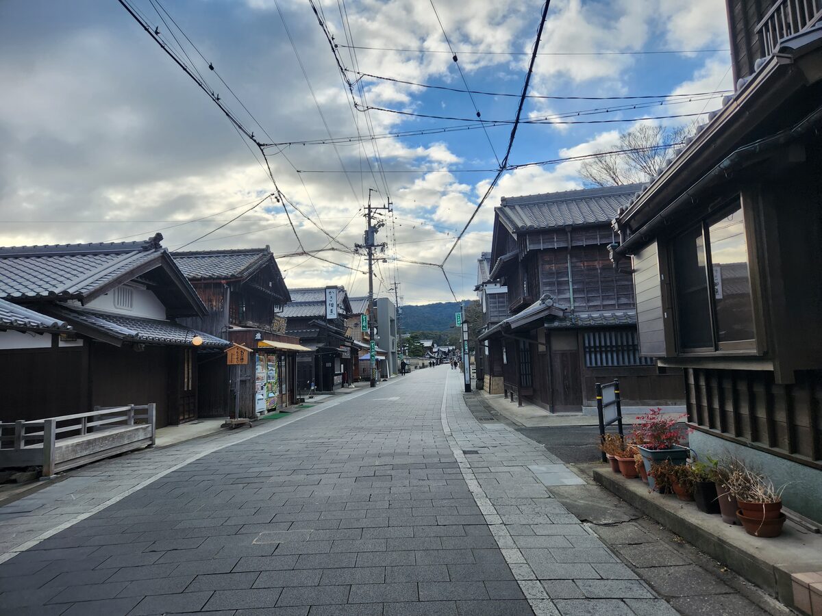 おはらい町の通り / Oharai-machi street near Ise Jingu